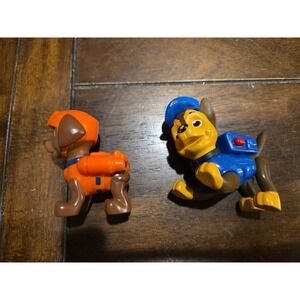 Paw Patrol Puppies: Chase & Zuma Poseable Action Pack Pup Figures